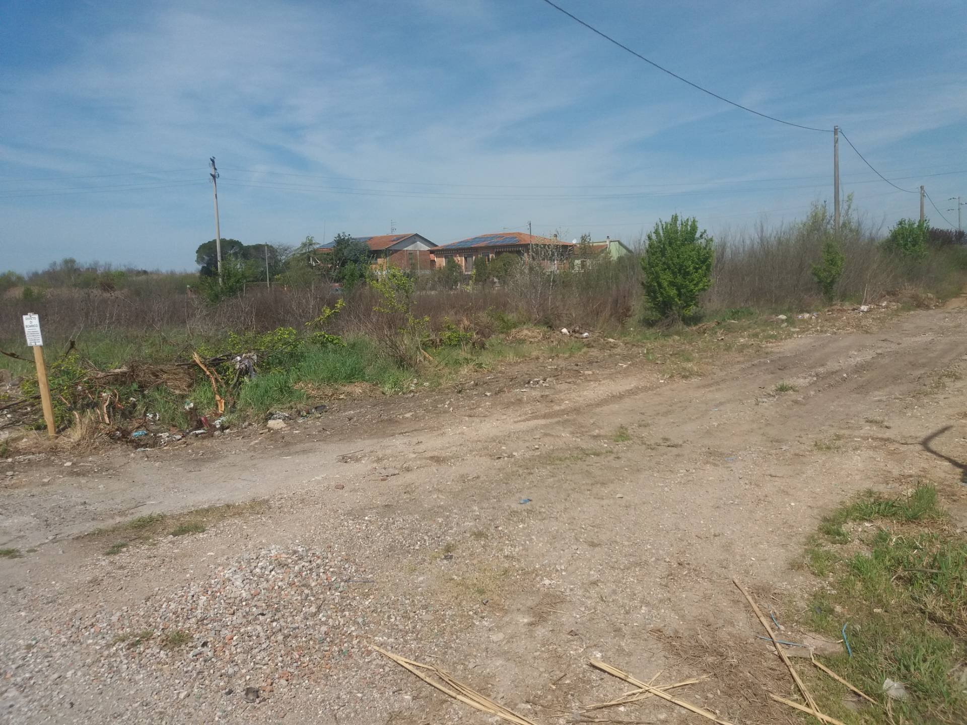 Foto 3 - Terreno agricolo via martraverso
 
-, San Giuliano Terme - foto 3