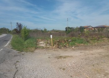 Foto 4 - Terreno agricolo via martraverso
 
-, San Giuliano Terme - foto 4