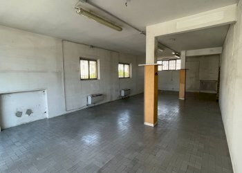 Foto 2 - Commercial Activity piazza giorgio pira
 
5, Cascina - photo 2