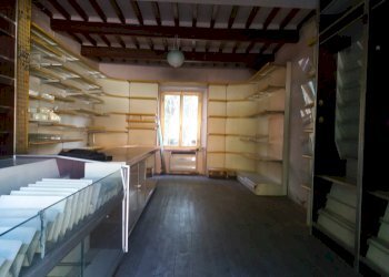 Foto 1 - Attività Commerciale via statale abetone
 
-, San Giuliano Terme - foto 1