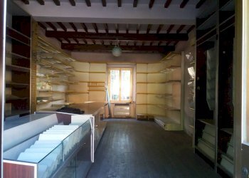 Foto 2 - Attività Commerciale via statale abetone
 
-, San Giuliano Terme - foto 2