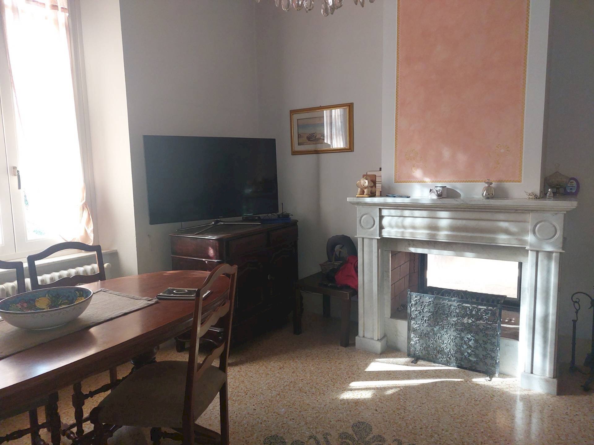 Foto 1 - Villa a Schiera sd statale 12
 
123, San Giuliano Terme - foto 1