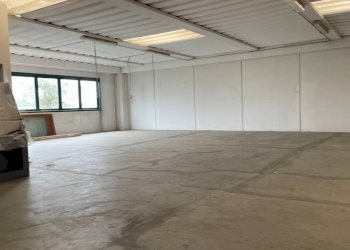 Foto 1 - Office viale europa
 
1, Cascina - photo 1