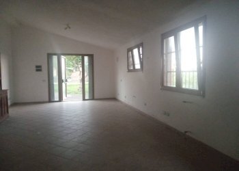 Foto 1 - Attività Commerciale via carlo marx
 
-, San Giuliano Terme - foto 1