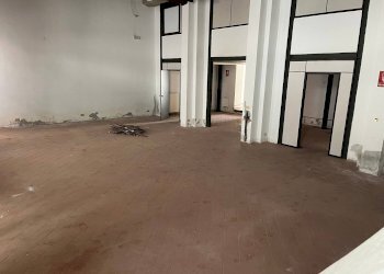 Foto 7 - Attività Commerciale via la nunziatina
 
1, Pisa - foto 7