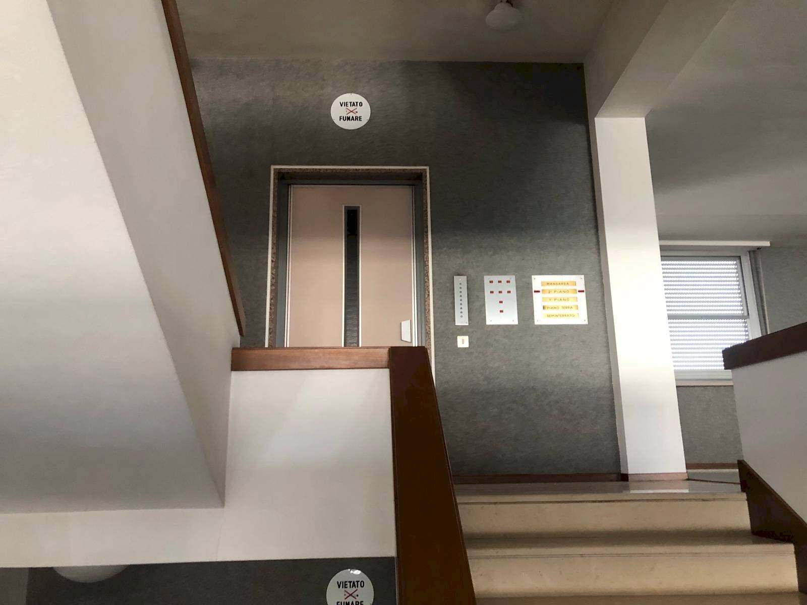 Foto 3 - Commercial Activity via tosco romagnola
 
1, Cascina - photo 3