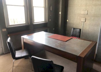 Foto 1 - Commercial Activity via tosco romagnola
 
1, Cascina - photo 1