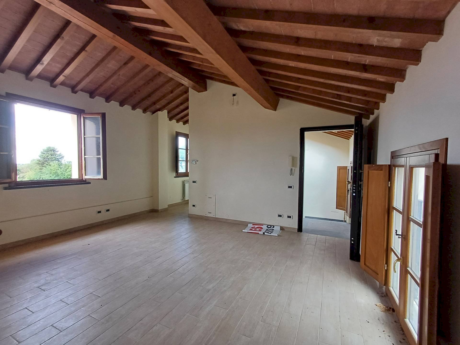 Foto 2 - Bilocale via possenti
 
-, San Giuliano Terme - foto 2