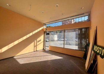 Foto 3 - Attività Commerciale Via michelangelo
 
15, Pisa - foto 3