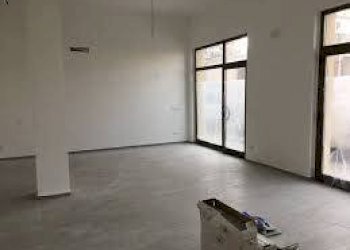 Foto 3 - Commercial Activity via tosco romagnola
 
1, Cascina - photo 3