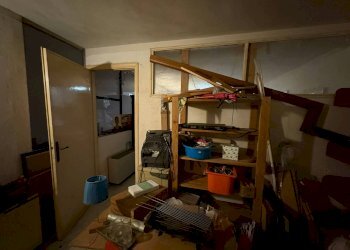 Foto 13 - Attività Commerciale Via San Martino
 
1, Pisa - foto 13