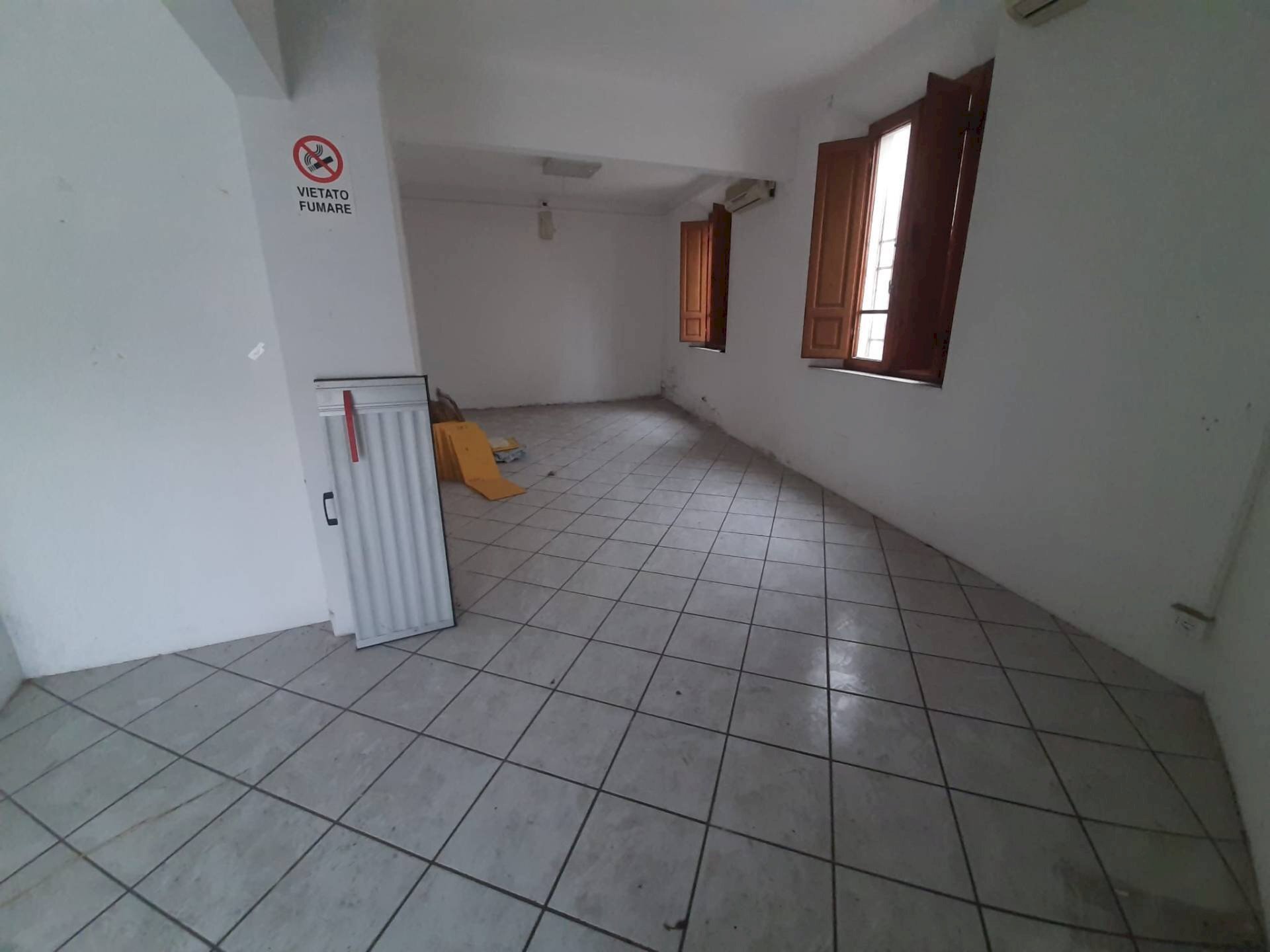 Foto 2 - Attività Commerciale via che guevara pontasserchio
 
55, San Giuliano Terme - foto 2