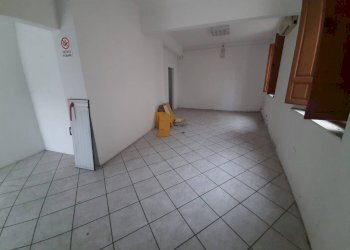 Foto 3 - Attività Commerciale via che guevara pontasserchio
 
55, San Giuliano Terme - foto 3