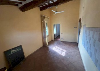 Foto 2 - Quadrilocale via piastroni
 
25, Cascina - foto 2