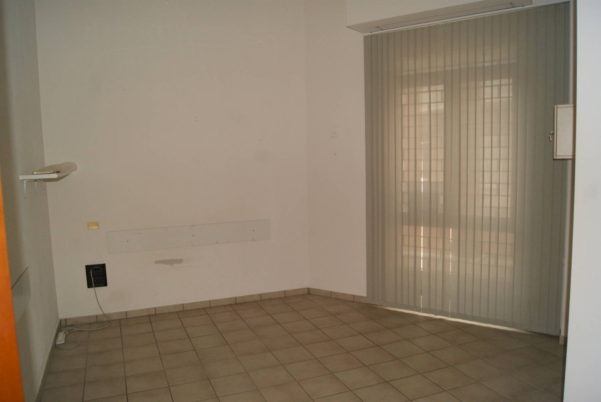 Foto 1 - Office Piazza Venti Settembre, Livorno - photo 1