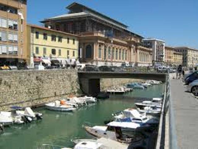 Foto 3 - Attività Commerciale Via Buontalenti
 
1, Livorno - foto 3