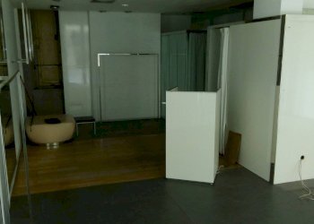 Foto 2 - Attività Commerciale Corso Amedeo
128, Livorno - foto 2