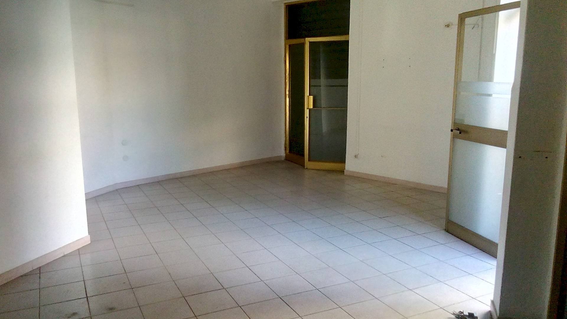 Foto 1 - Attività Commerciale Via Gugliermo Marconi
 
15, Livorno - foto 1