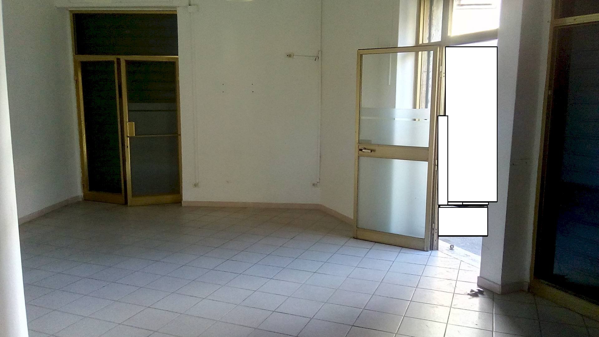 Foto 2 - Attività Commerciale Via Gugliermo Marconi
15, Livorno - foto 2