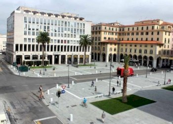Foto 7 - Attività Commerciale Piazza Elia Benamozegh
10, Livorno - foto 7