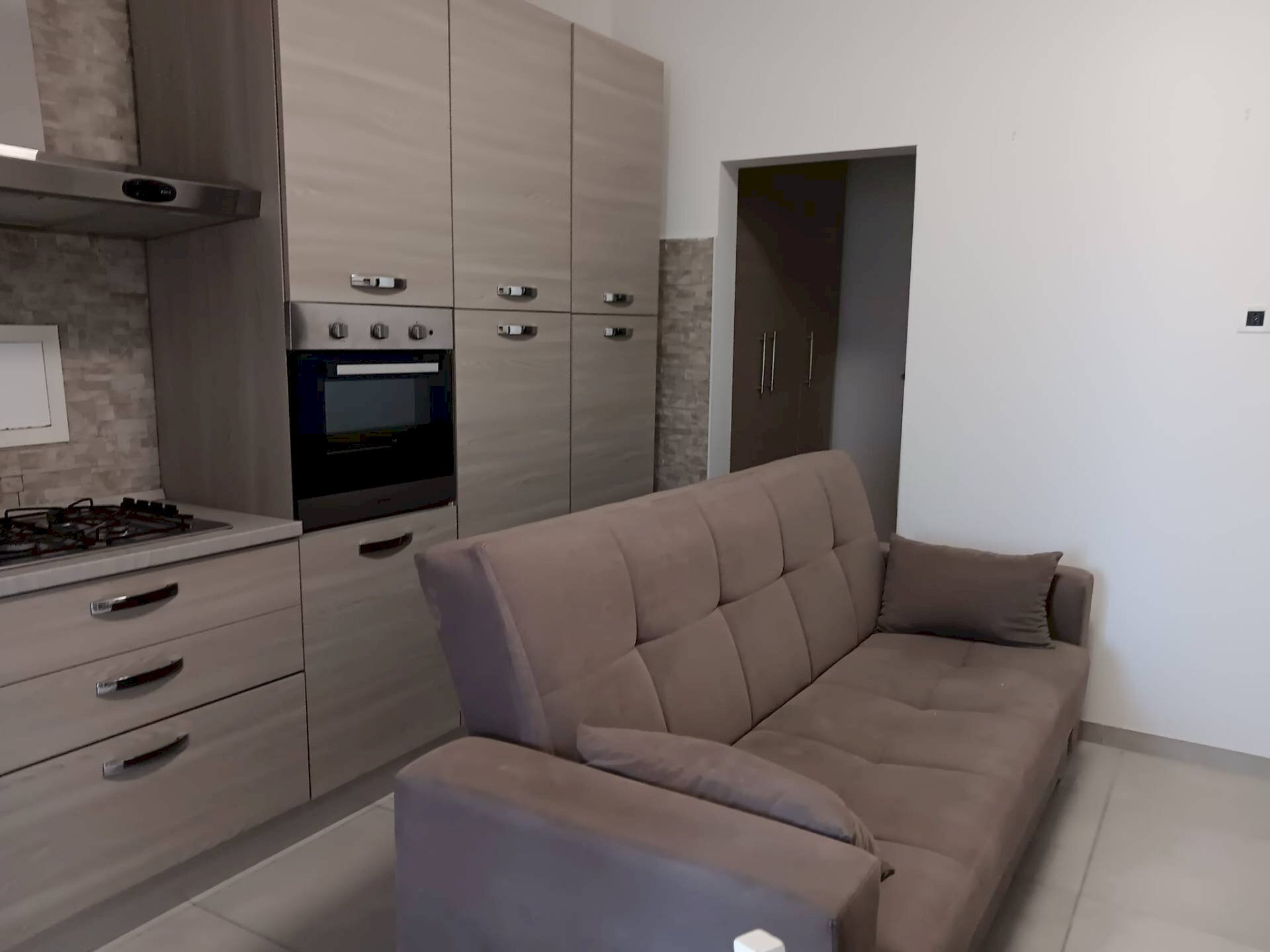 Foto 3 - Trilocale P.zza XI Maggio
 
1, Livorno - foto 3