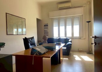 Foto 7 - Ufficio Via Leonardo Da Vinci
 
13, Livorno - foto 7