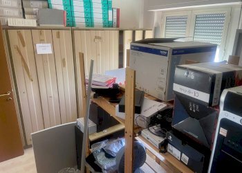 Foto 12 - Ufficio Via Leonardo Da Vinci
 
13, Livorno - foto 12