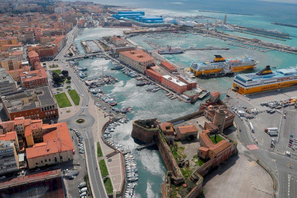 Foto 3 - Ufficio Via Grande
 
257, Livorno - foto 3