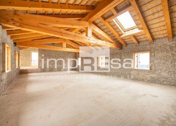 Foto 2 - Locale Commerciale VIA PACINOTTI, Villorba - foto 2