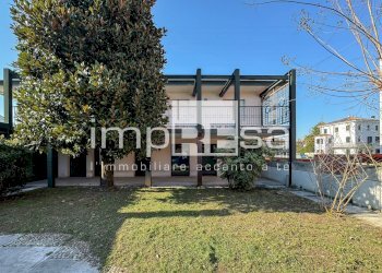 Foto 15 - Casa indipendente piazza umberto I
 
29, Meduna di Livenza - foto 15