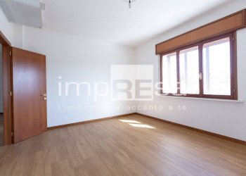 Foto 13 - Stabile - Palazzo Via Vincenzo Bellini
 
10, Musile di Piave - foto 13