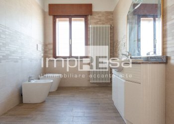 Foto 15 - Stabile - Palazzo Via Vincenzo Bellini
 
10, Musile di Piave - foto 15