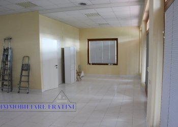 Foto 4 - Commercial Premises Maltignano, Maltignano - photo 4