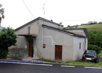 Foto 1 - Casa indipendente Contrada Palozza, Tossicia - foto 1