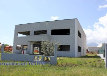 Foto 1 - Capannone Sant'Egidio alla Vibrata, Sant'Egidio alla Vibrata - foto 1