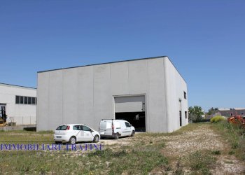 Foto 3 - Capannone Sant'Egidio alla Vibrata, Sant'Egidio alla Vibrata - foto 3