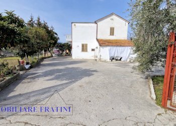 Foto 2 - Independent house Via Giuseppe Verdi
 
174, Sant'Egidio alla Vibrata - photo 2