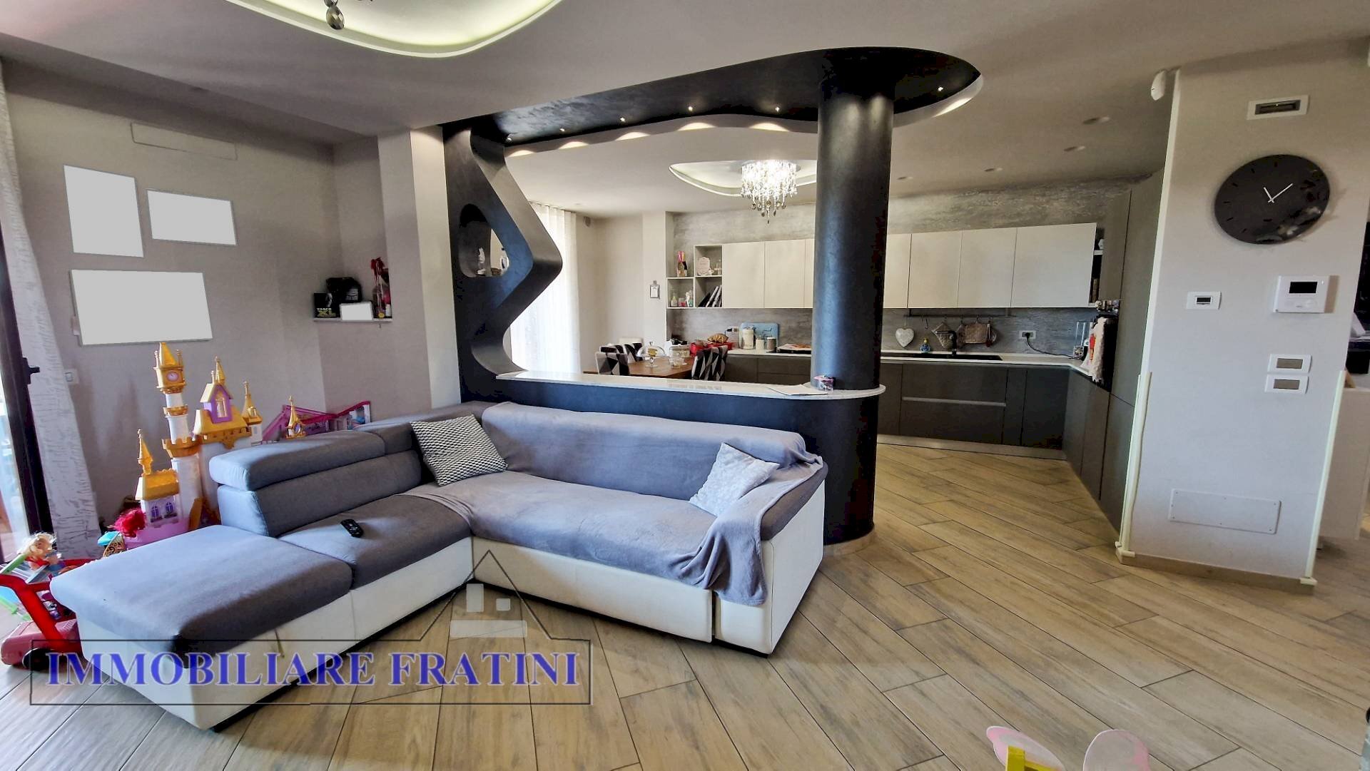 Foto 1 - Terraced Villa Viale Dei Fiori
 
49, Sant'Egidio alla Vibrata - photo 1