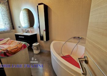 Foto 17 - Terraced Villa Viale Dei Fiori
 
49, Sant'Egidio alla Vibrata - photo 17