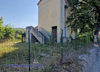 Foto 3 - Rustico Via della Madonna
 
19, Campli - foto 3