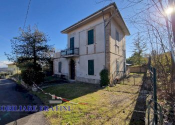 Foto 1 - Casa indipendente Frazione Collebigliano
 
47, Civitella del Tronto - foto 1