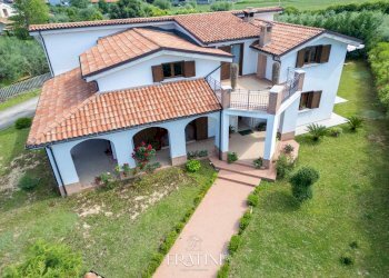 Foto 1 - Villa Sant'Egidio alla Vibrata, Sant'Egidio alla Vibrata - foto 1