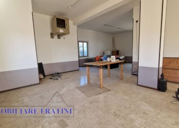 Foto 4 - Magazzino Via Giuseppe Verdi
82, Sant'Egidio alla Vibrata - foto 4