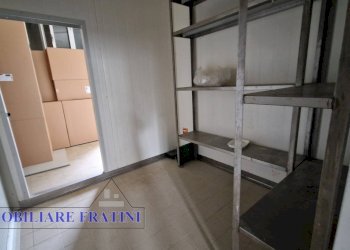 Foto 15 - Magazzino Via Maiella
 
4, Ancarano - foto 15