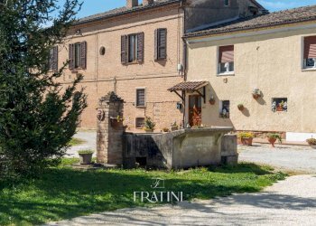 Foto 3 - Rustic Via Benedetto Croce
 
30, Matelica - photo 3