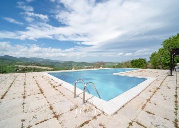 Foto 1 - Agriturismo Via Strada del Valubbio
 
29, Cagli - foto 1