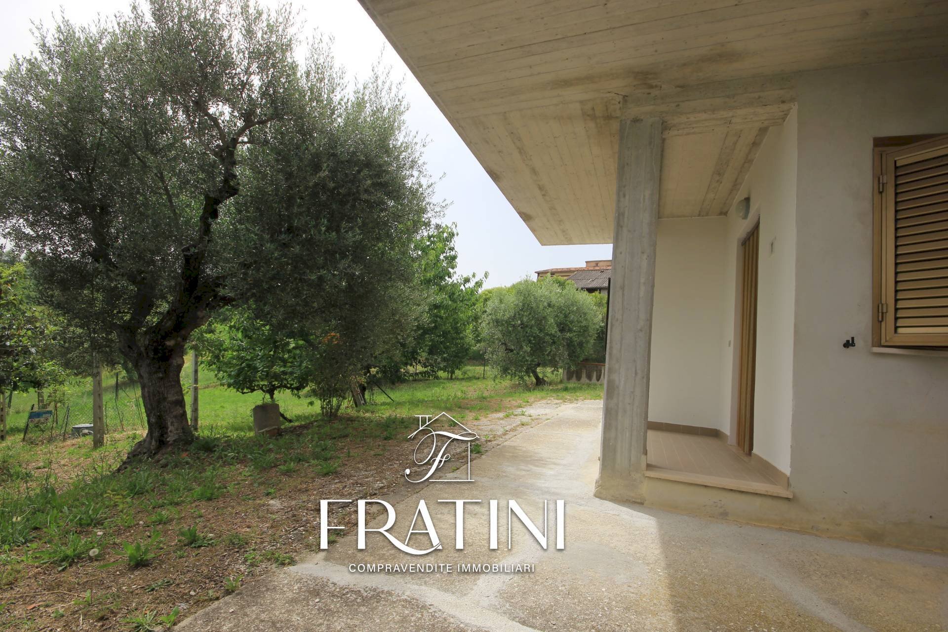 Foto 2 - Casa indipendente Frazione Raieto, Civitella del Tronto - foto 2