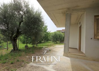 Foto 2 - Casa indipendente Frazione Raieto, Civitella del Tronto - foto 2