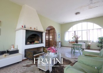 Foto 3 - Appartamento Via Cavour
 
10, Sant'Egidio alla Vibrata - foto 3