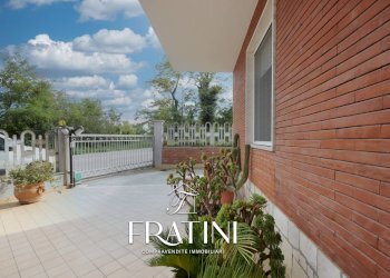 Foto 34 - Casa indipendente Frazione Garrufo Viale Rozzi
 
17, Campli - foto 34